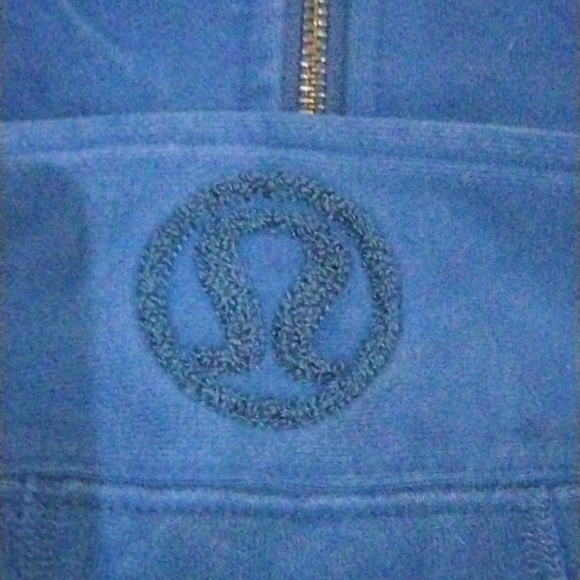 Sweater - Picture 2 of 3